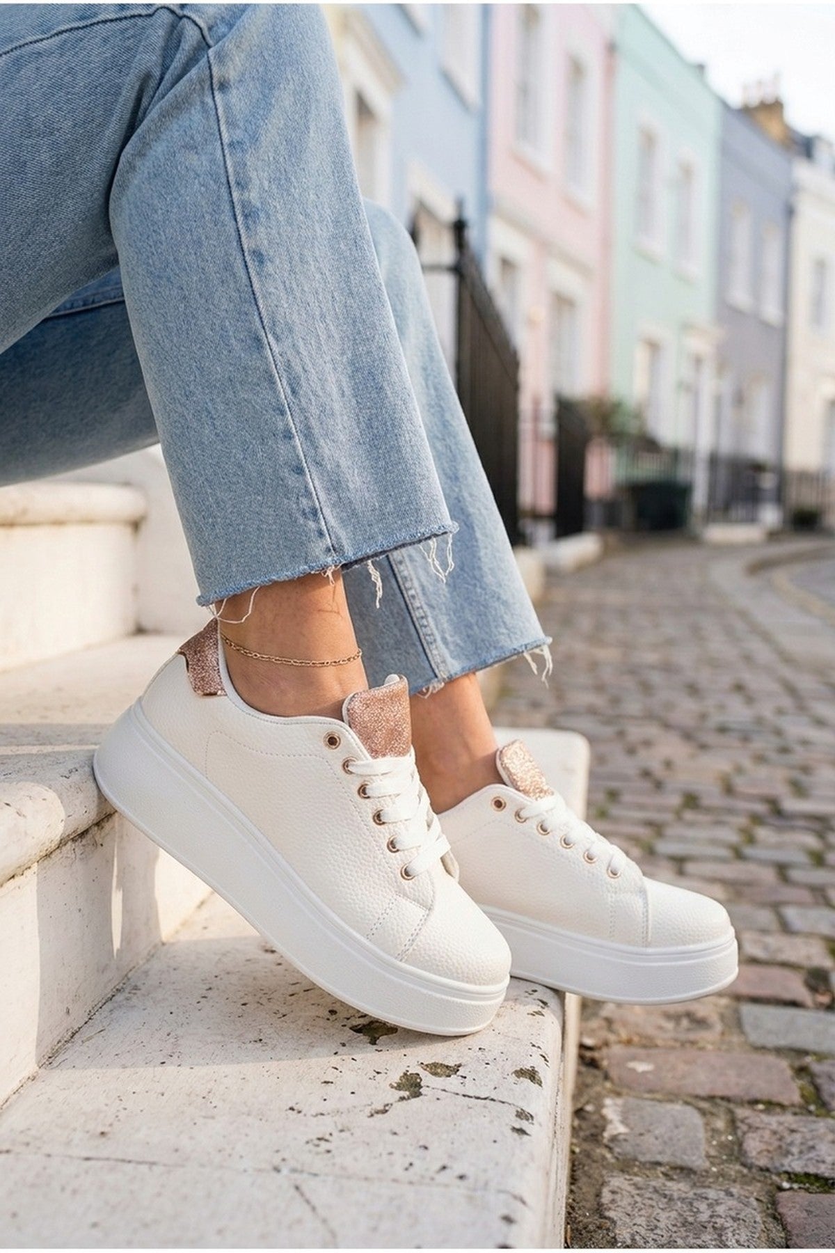 Gold iKrush Gold Sophie Womens Classic Platform Trainers, Image 2 of 3