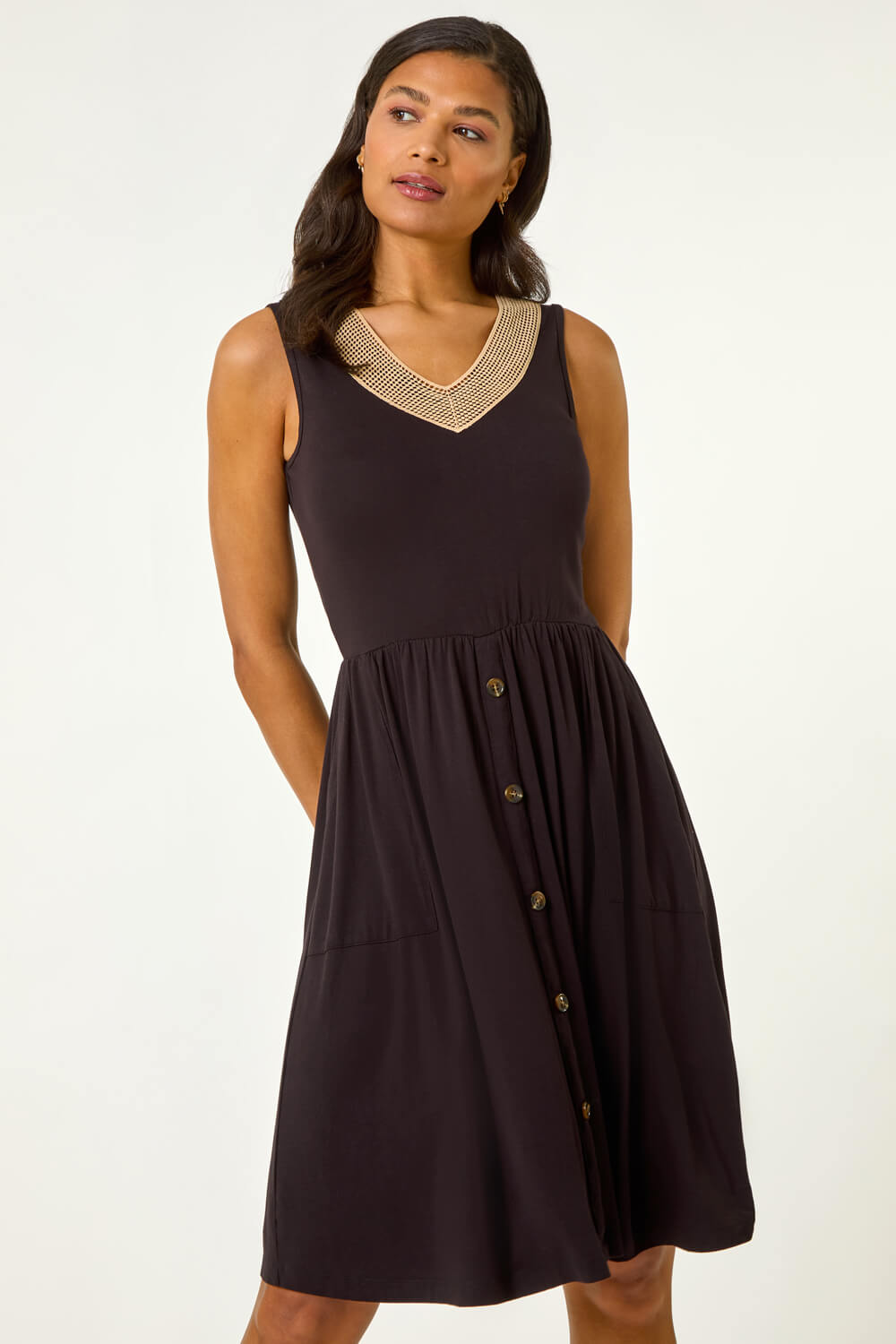 Roman Women's Black Contrast V-Neck Stretch Dress Size 20