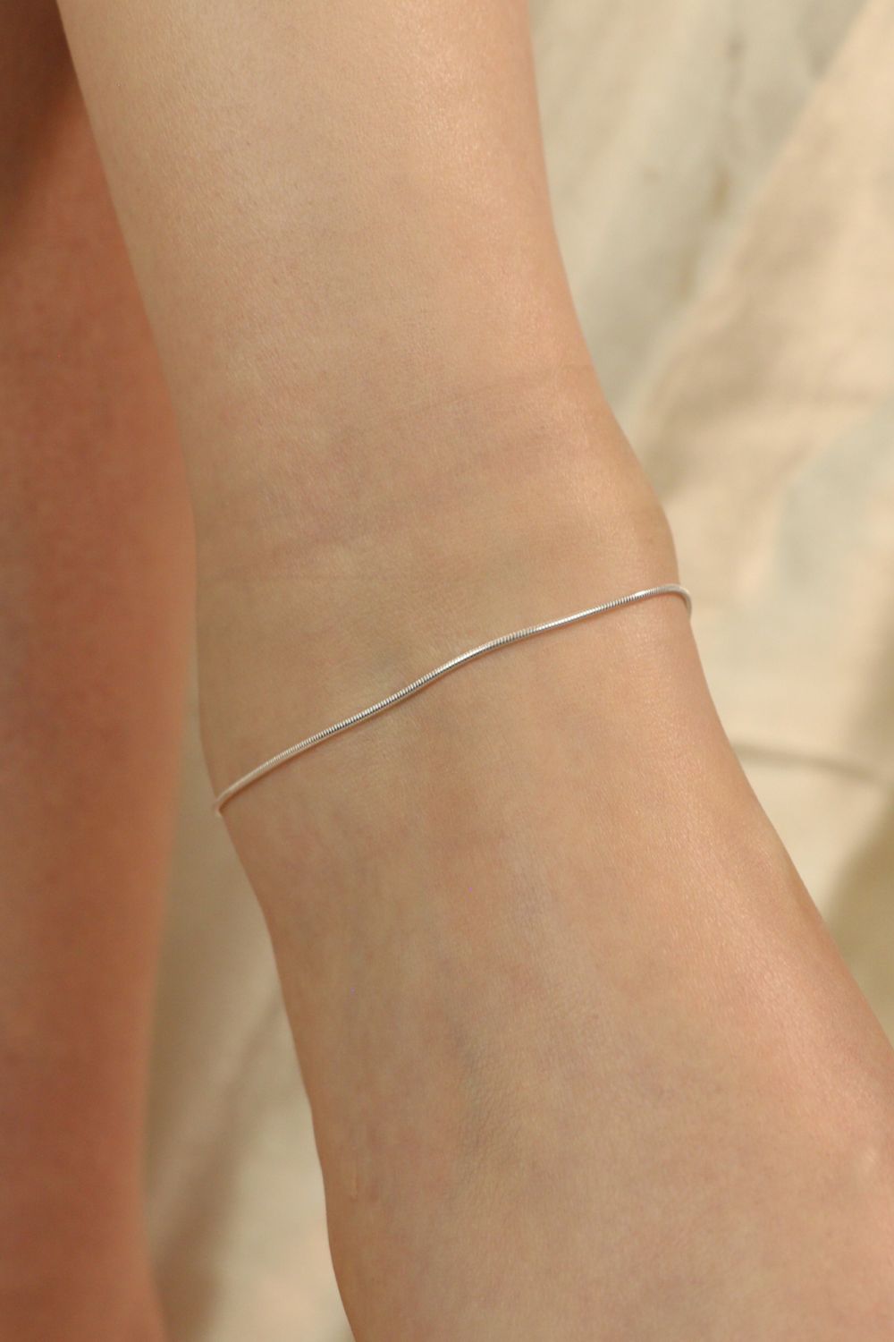 Silver 925 Silver Thin Rope Plain Chain Slim Payal Anklet, Image 2 of 2