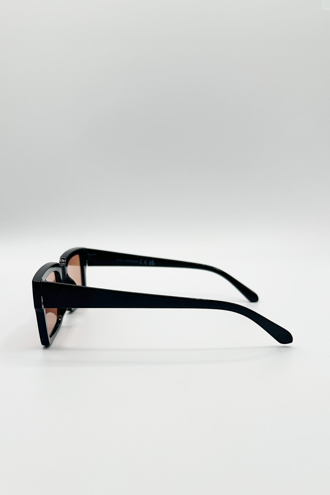 Black Oversized Square Sunglasses In Black, Image 4 of 4