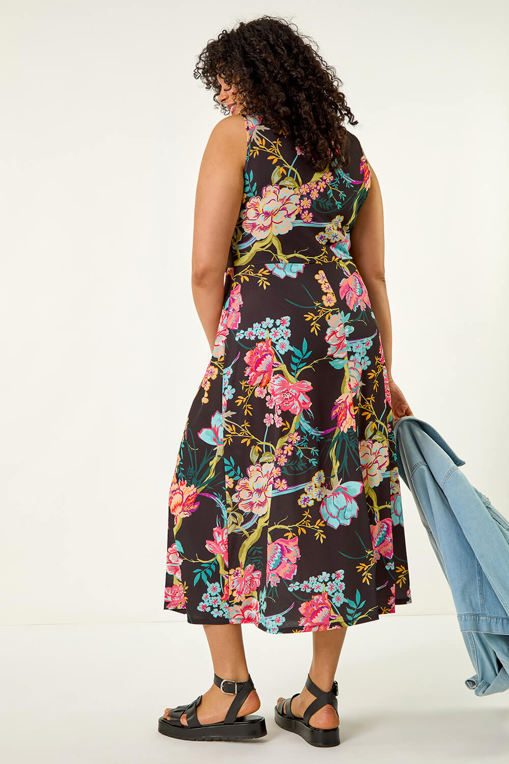 Black Curve Twist Front Floral Stretch Maxi Dress, Image 4 of 5