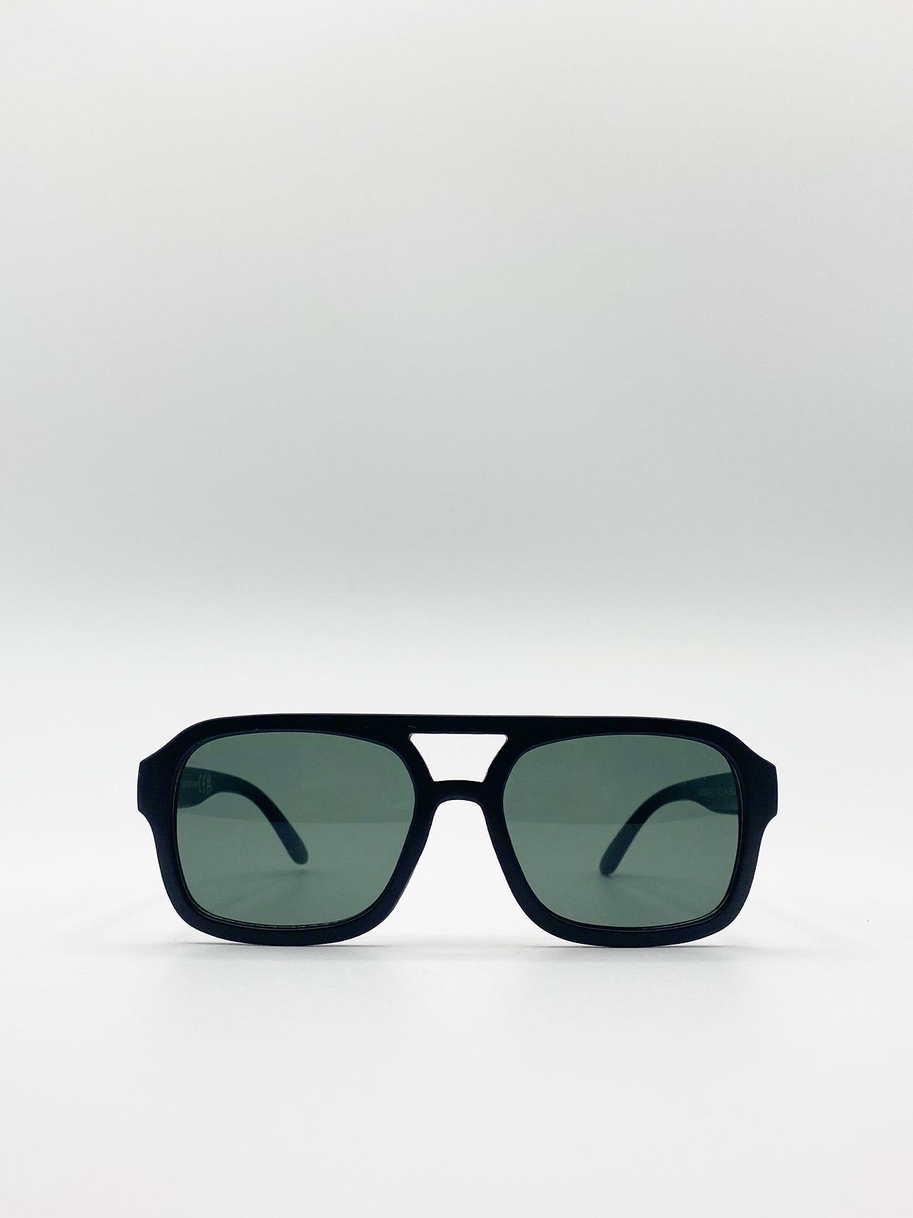 Black Navigator Retro Style Plastic Frame Sunglasses, Image 1 of 6