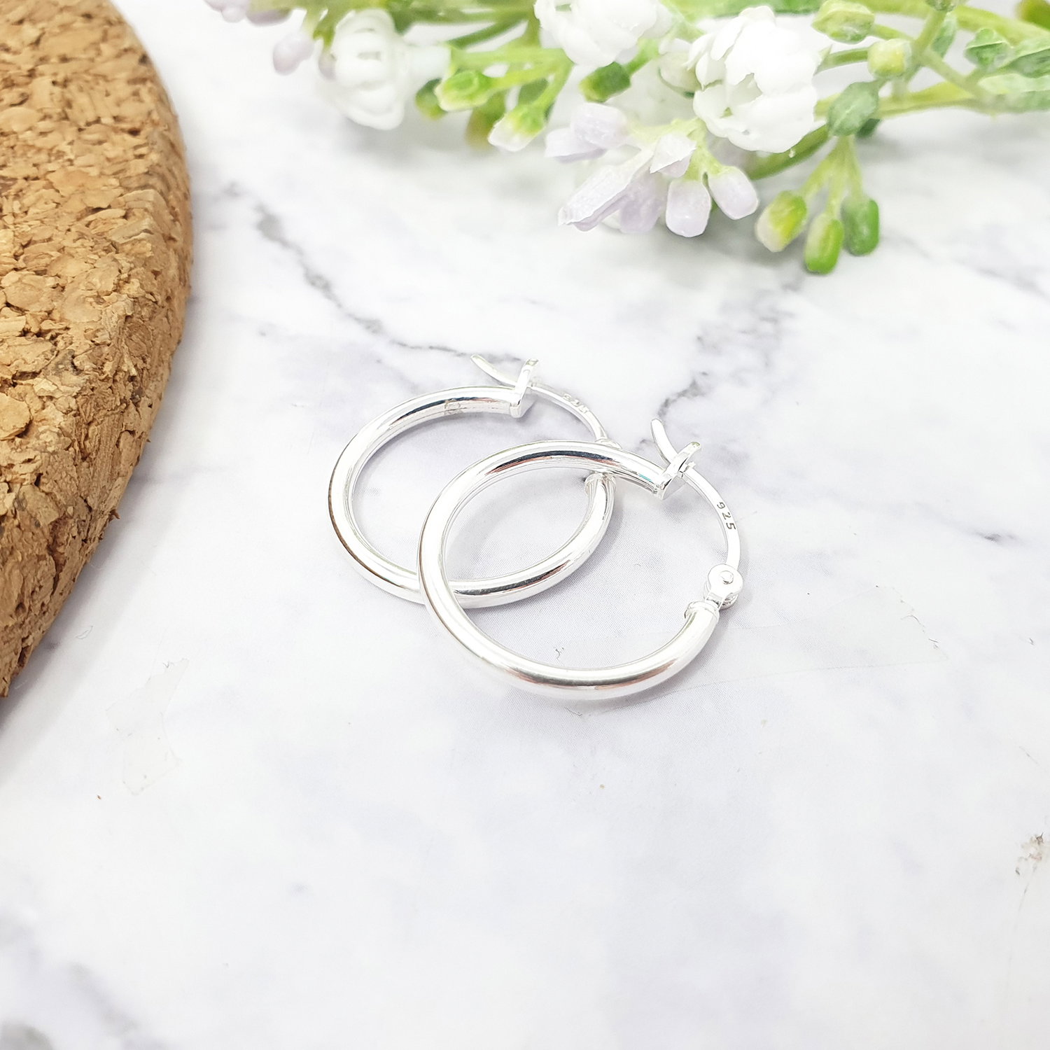 Silver Sterling Silver 20mm Sleeper Creole-Hinged Hoop Earrings, Image 2 of 2