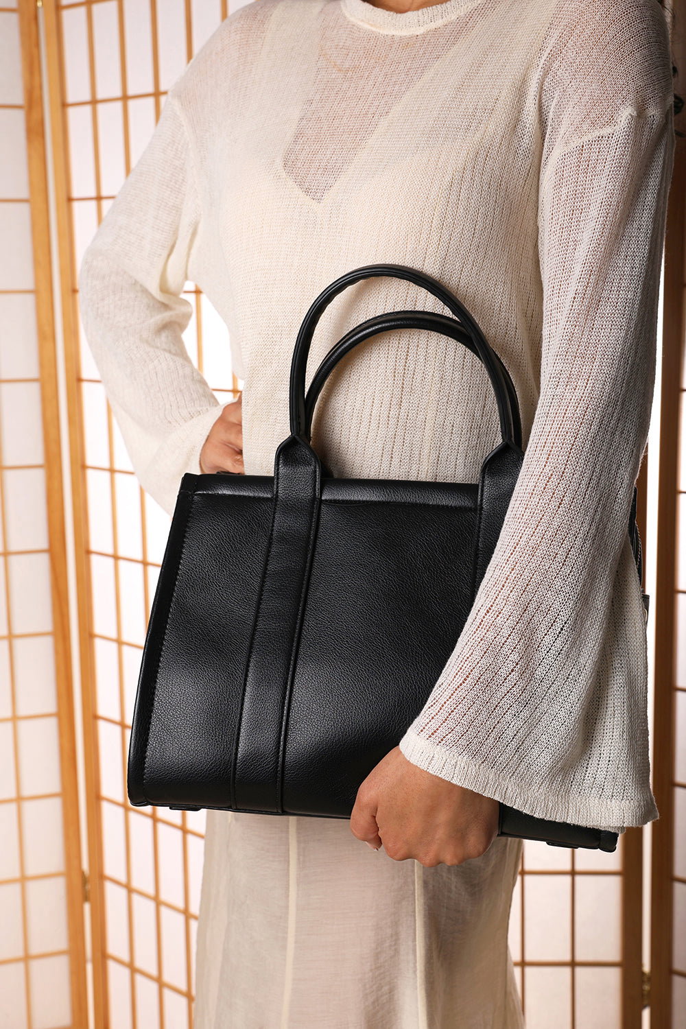 Black Quarry Tote bag With Top Grab Handles, Image 5 of 7