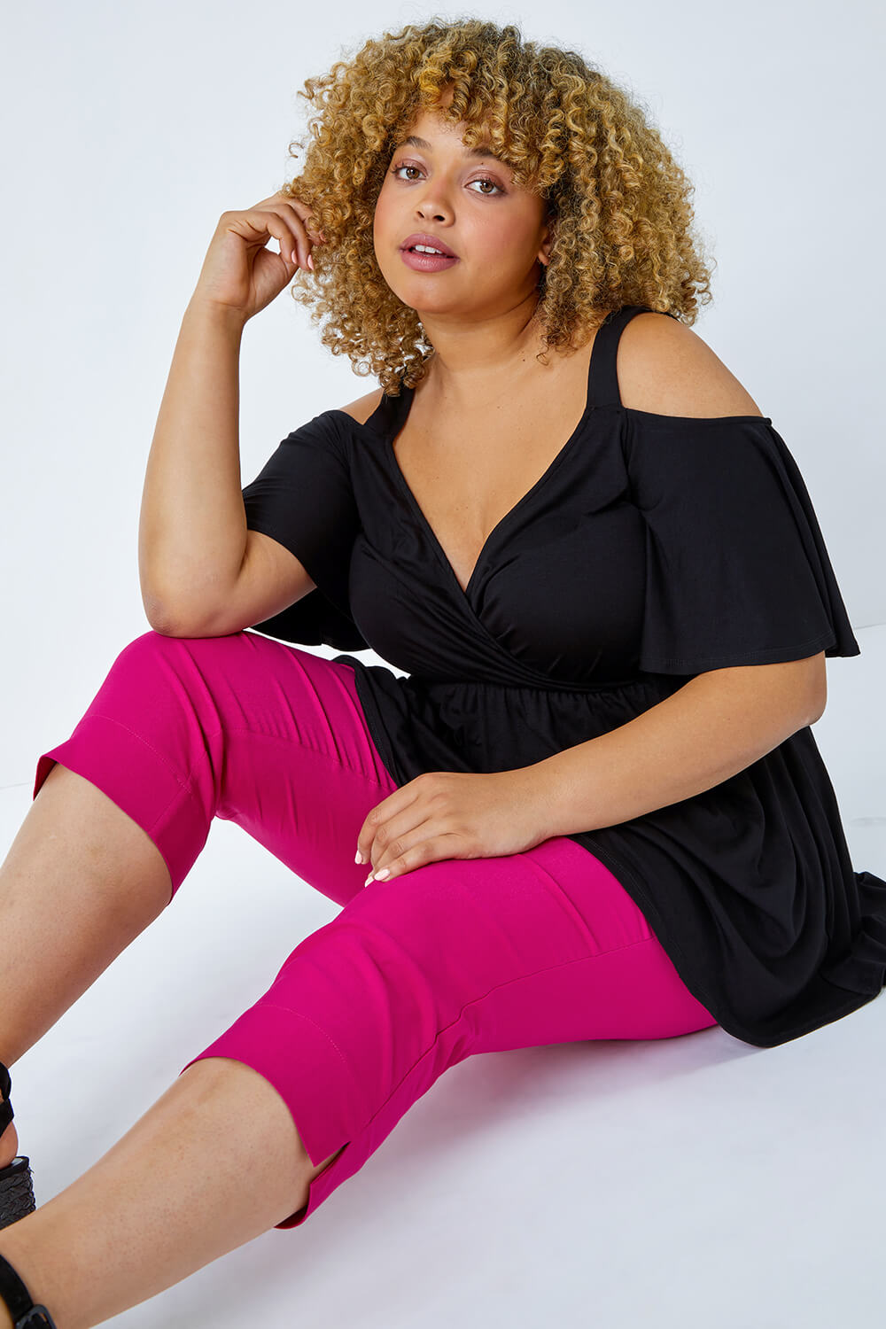 Roman Curve Women's Cerise Cropped Stretch Trouser - Size 26-28