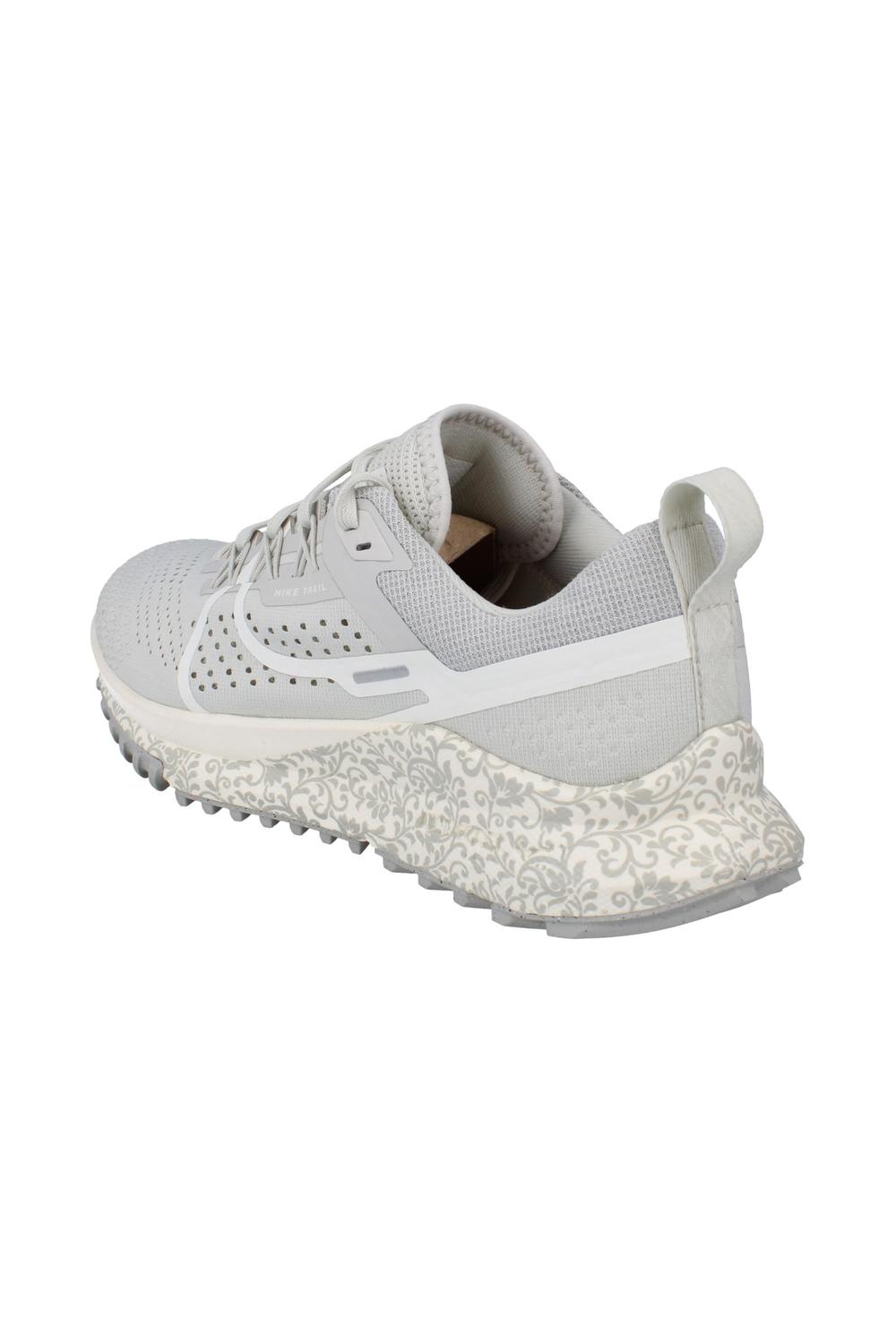 Beige React Pegasus Trail 4 Running Trainers, Image 3 of 6