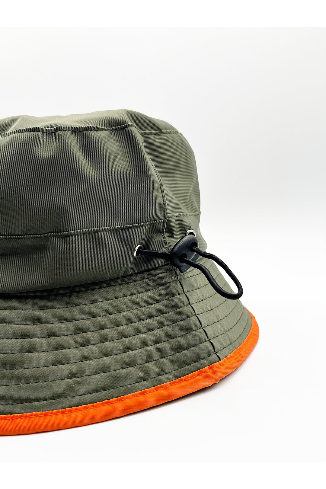 Green Nylon Bucket Hat With Contrast Trim And Drawstring In Moss, Image 2 of 4