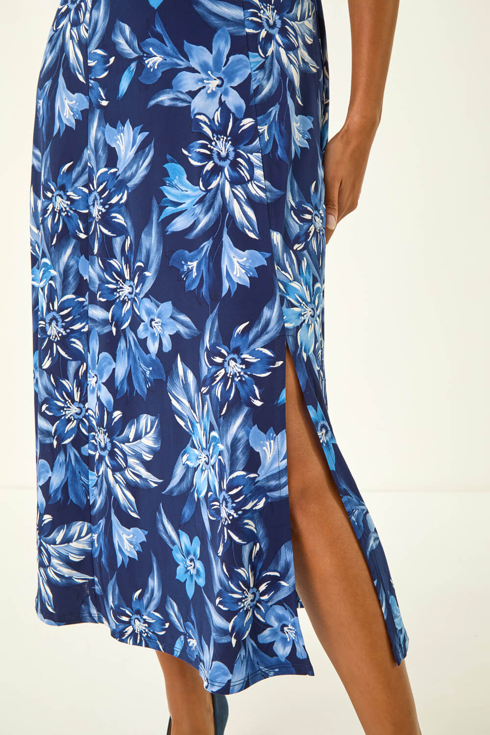 Blue Floral Print Ruched Stretch Midi Dress, Image 6 of 5