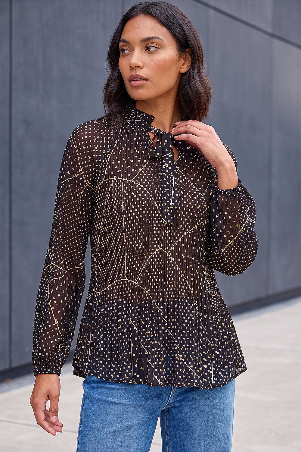 Roman Women's Black Spot Print Tie Neck Pleated Top Size 16