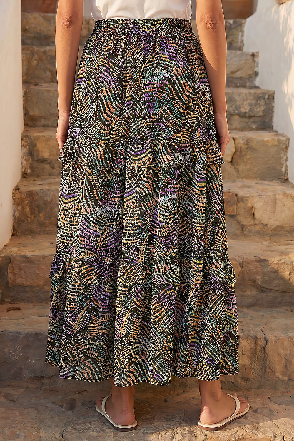 Black Abstract Contrast Print Maxi Skirt, Image 4 of 4