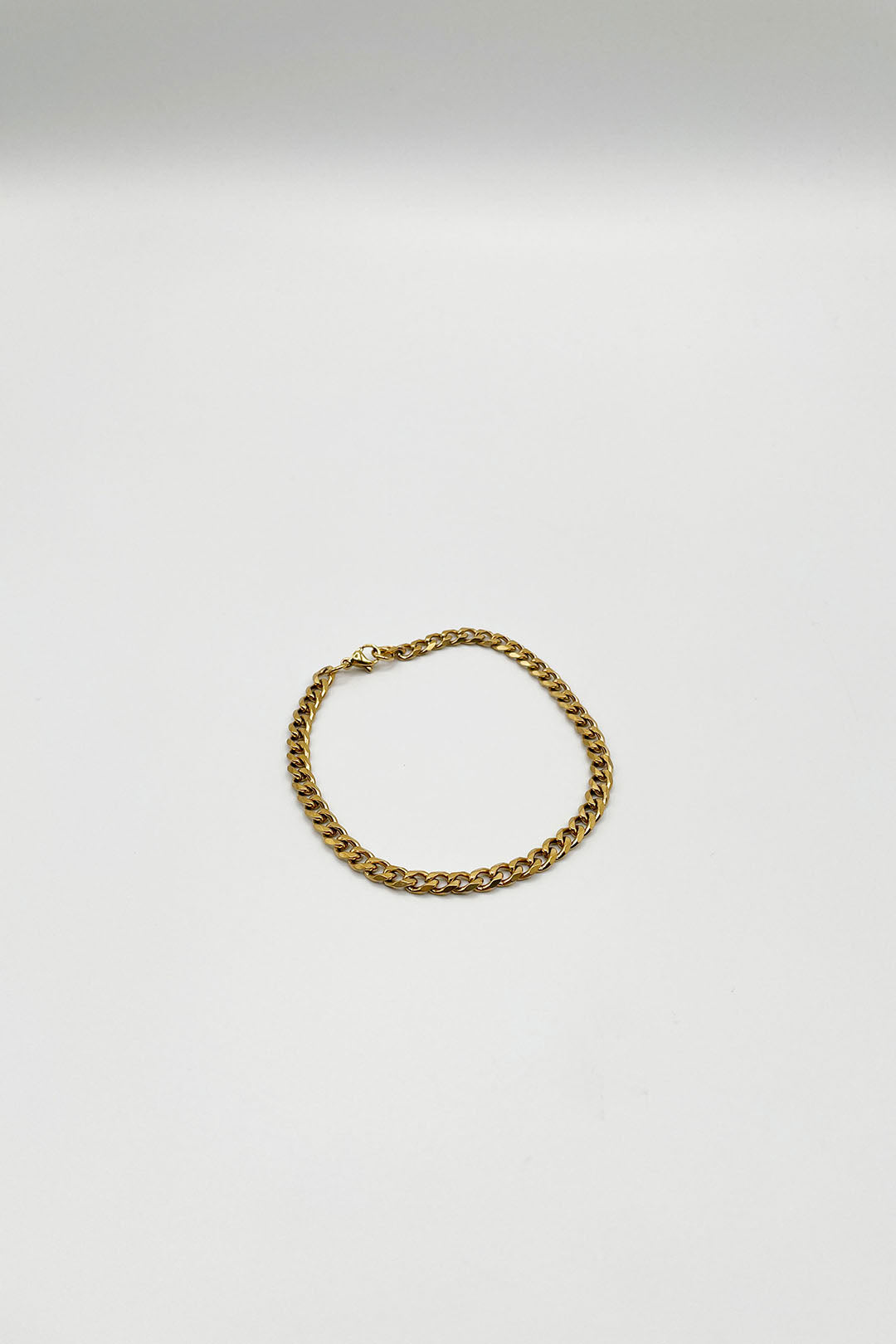 Gold Cuban Bracelet in Gold 5mm, Image 3 of 3
