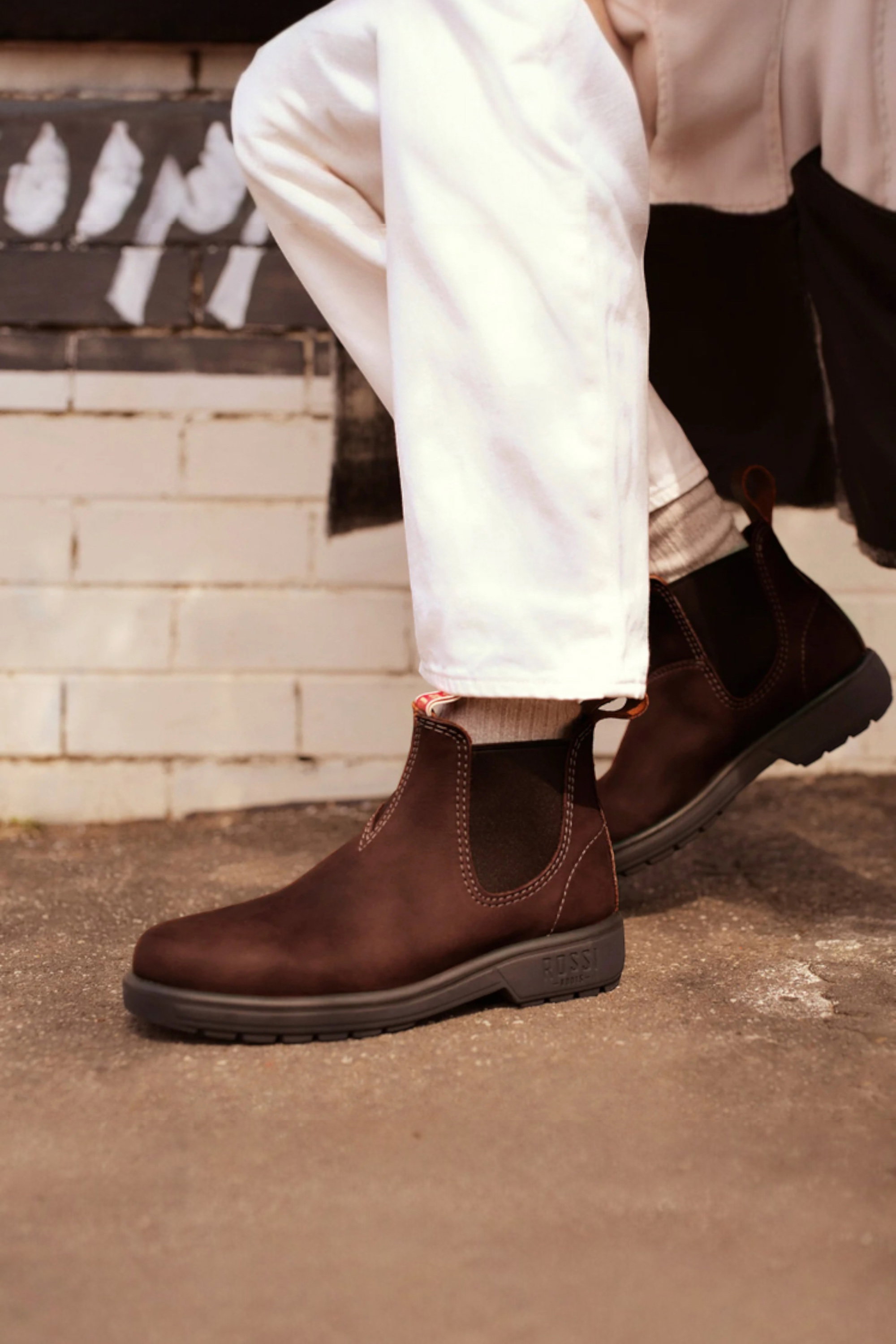 Brown Endura 301 Leather Chelsea Boots, Image 6 of 6