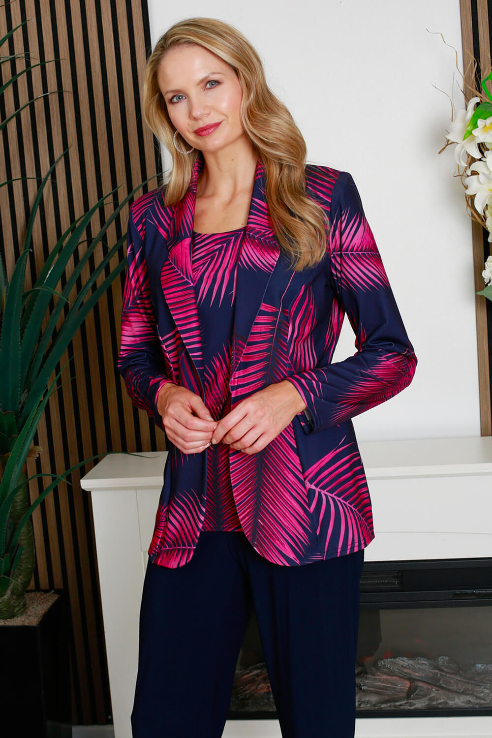 CERISE Julianna Leaf Print Stretch Top, Image 3 of 3