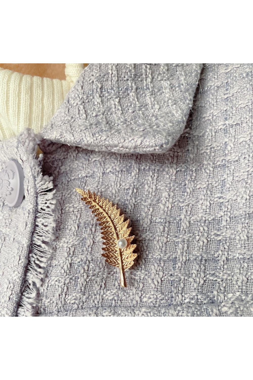Gold Leaf Brooch with Pearl, Image 1 of 4