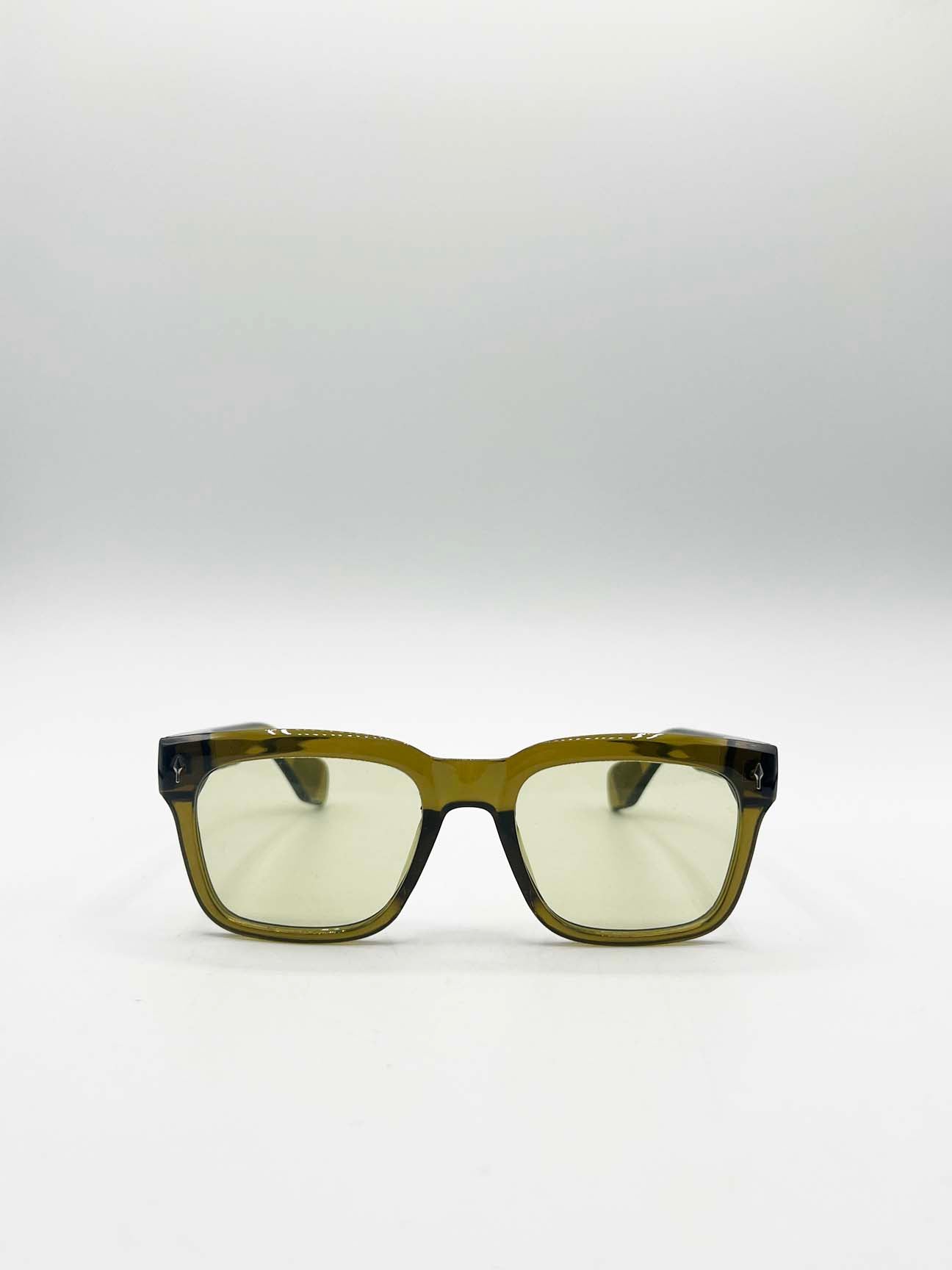 Green Square Sunglasses In Green