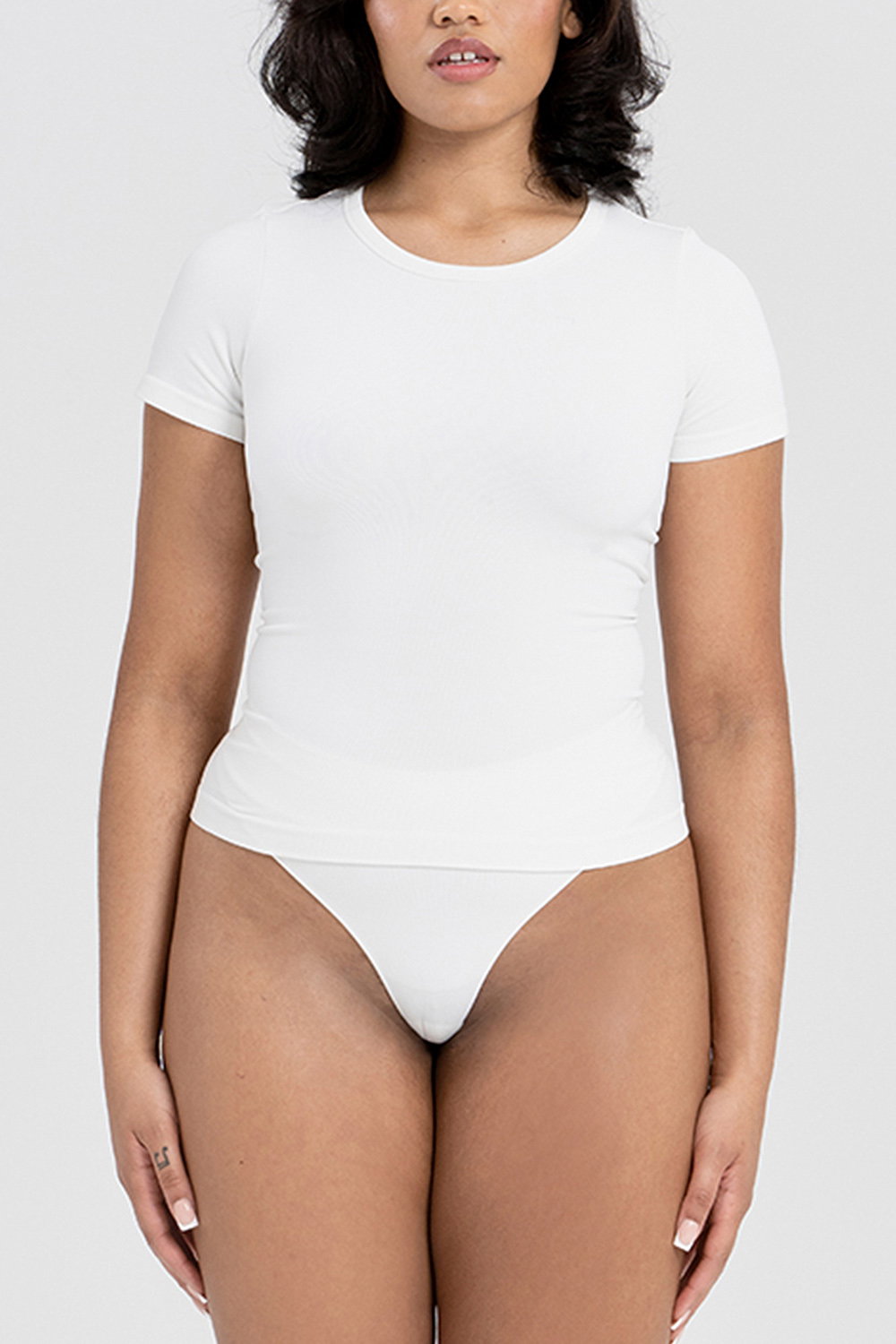 White Basic Sculpting T-Shirt Smooth Fit, Image 4 of 5