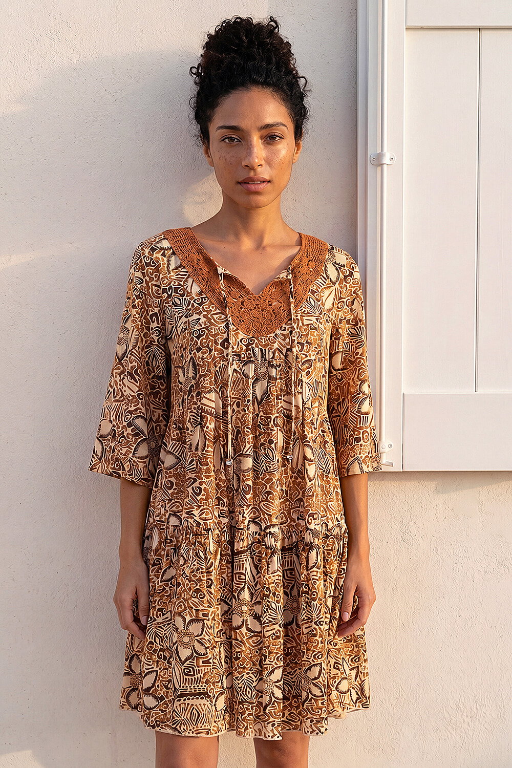 Roman Women's Tan Abstract Print Trim Detail Tie Front Dress Size 20
