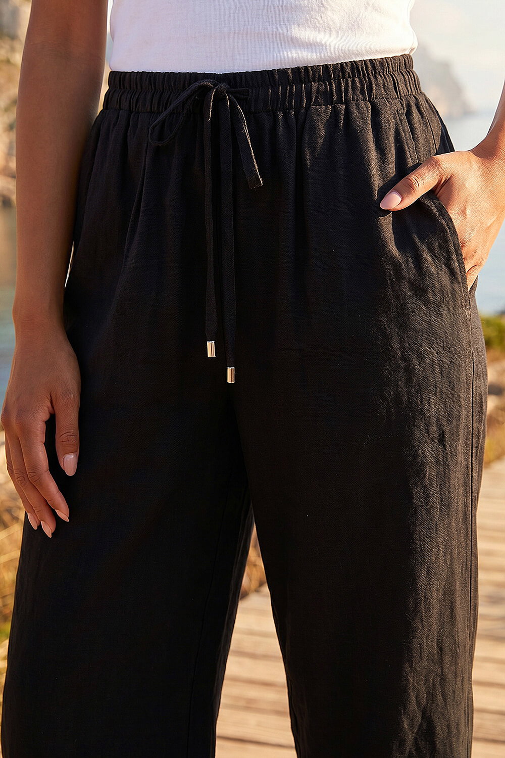Black Petite Linen Blend Wide Cropped Trousers, Image 5 of 4