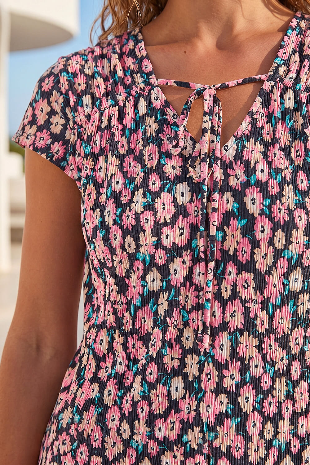 Pink Petite Floral Print Crinkle V-Neck Top, Image 5 of 4