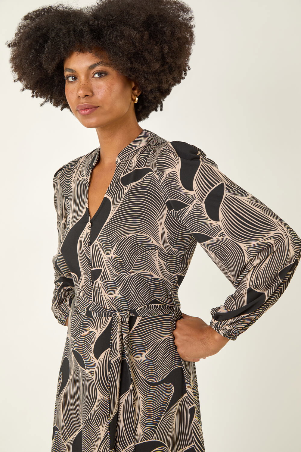 Ivory Abstract Linear Print Stretch Dress, Image 5 of 5