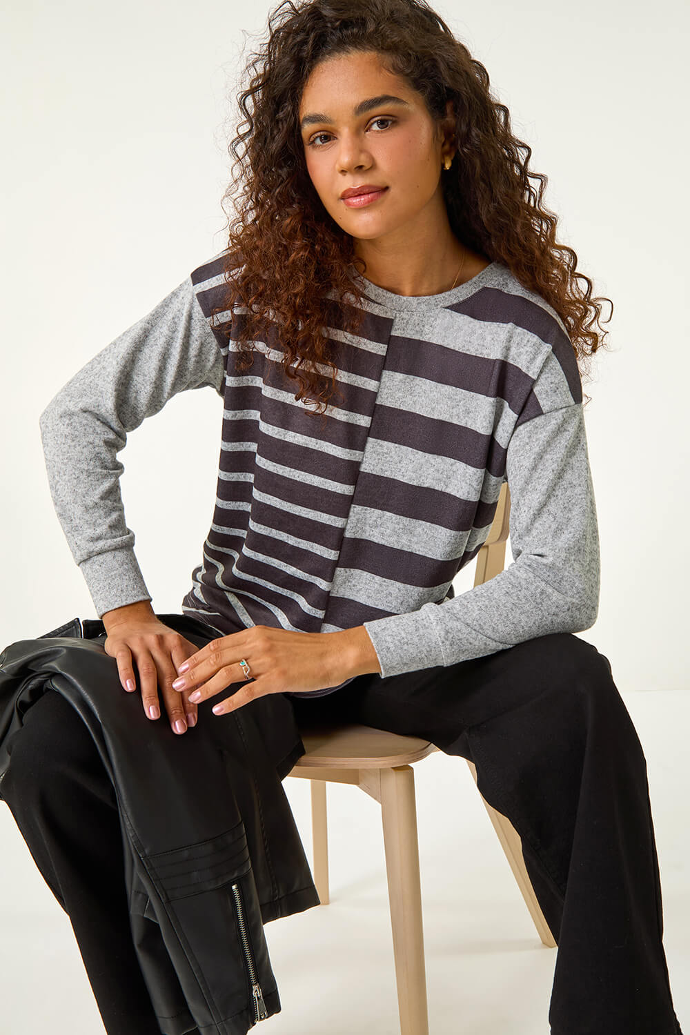 Contrast Stripe Ribbed Sweater main image 0