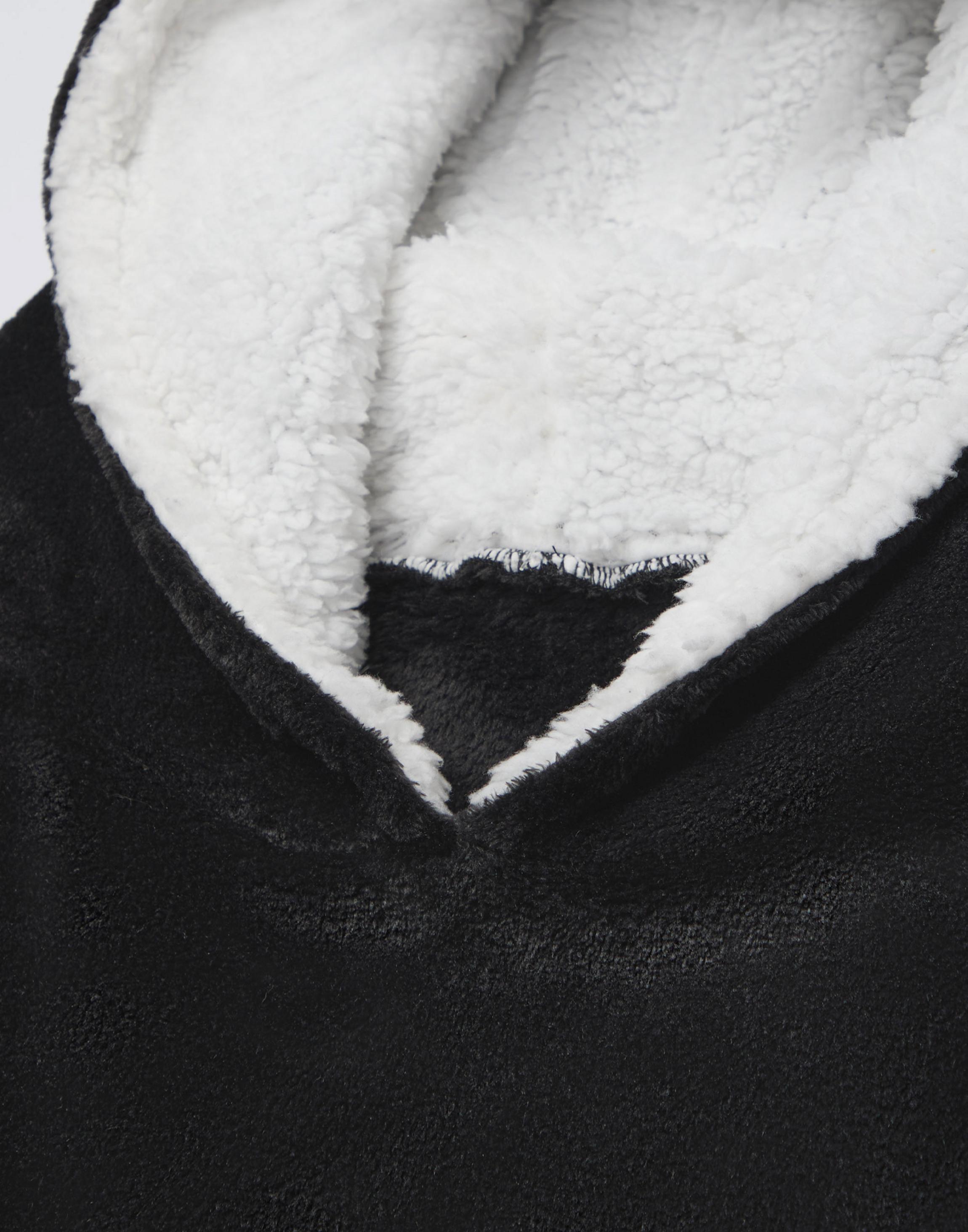 Black Star Trek Logo One Blanket Hoodie, Image 4 of 6