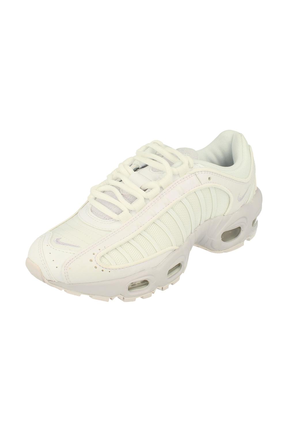 White Nike Womens Air Max Tailwind IV Running Trainers, Image 2 of 6