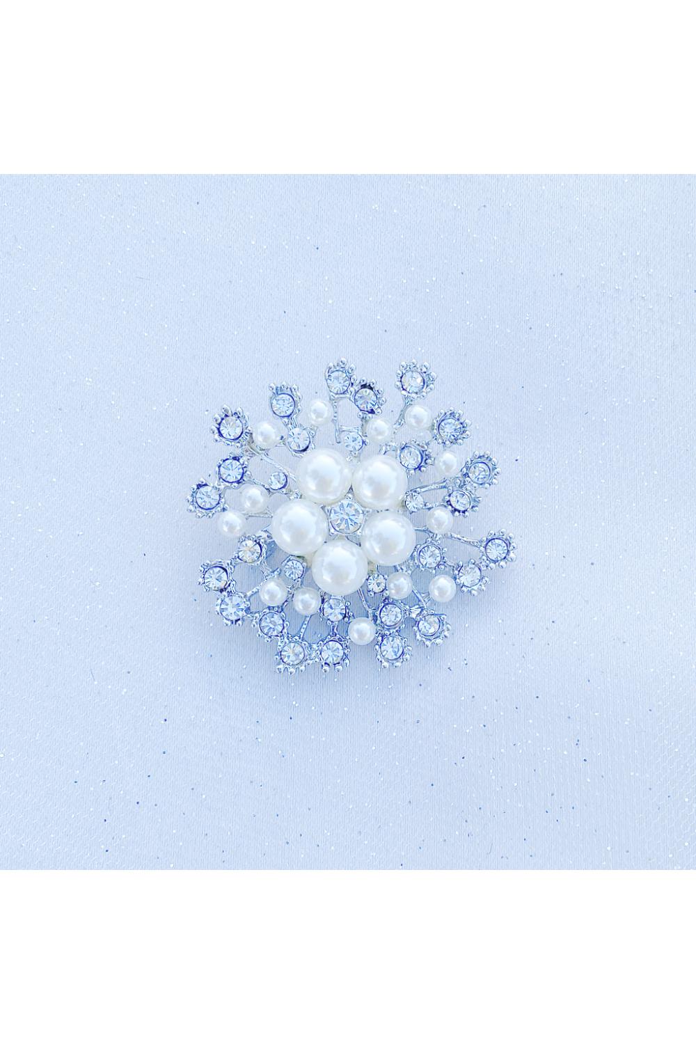 Silver Vintage Brooch with Pearl and Crystal, Image 1 of 3