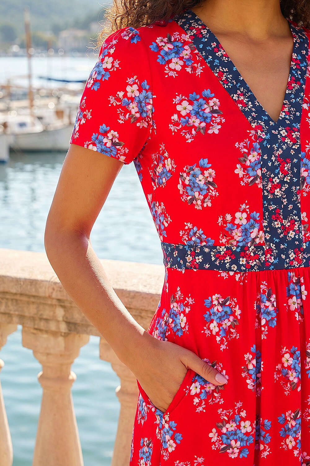 Red Petite Floral Contrast Stretch Midi Dress , Image 5 of 4