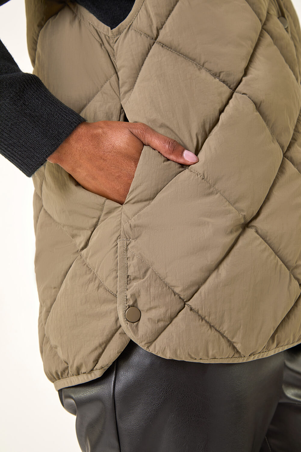 Khaki Hooded Quilt Gilet, Image 6 of 8