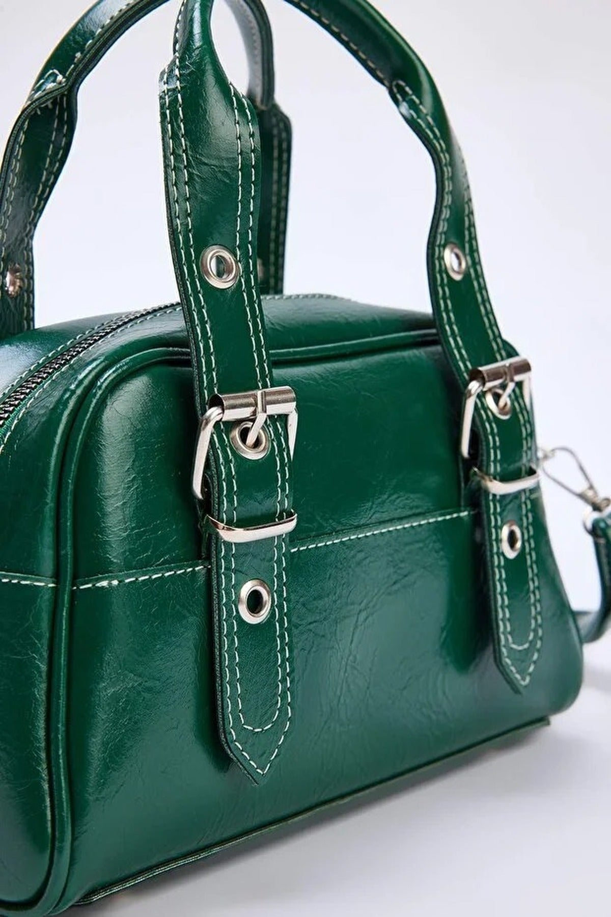 Green WOVCOR Green Contrast Stitch Mini Bowling Grab Bag, Image 2 of 3