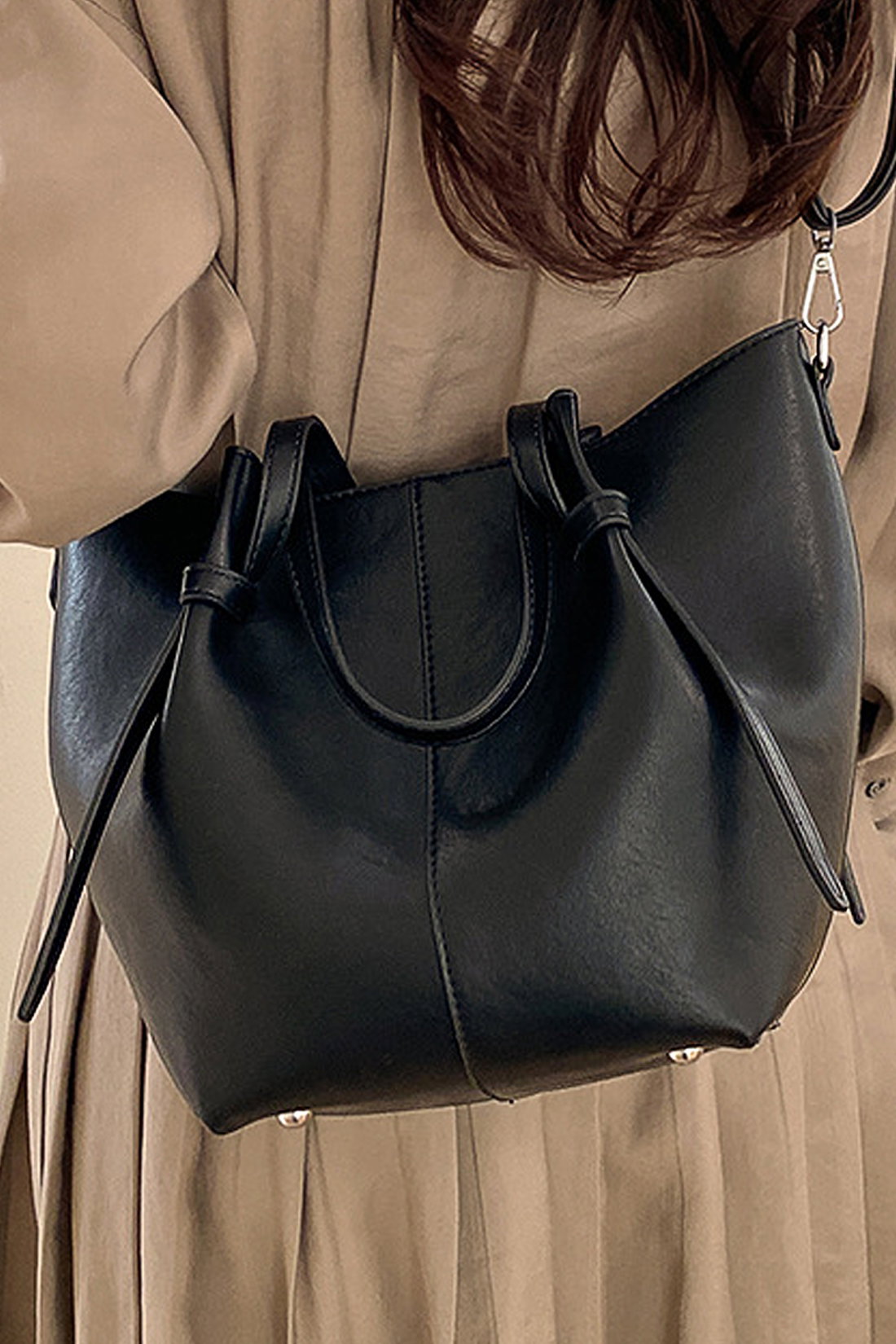 Black Structured Handbag With Shoulder Strap, Image 4 of 4