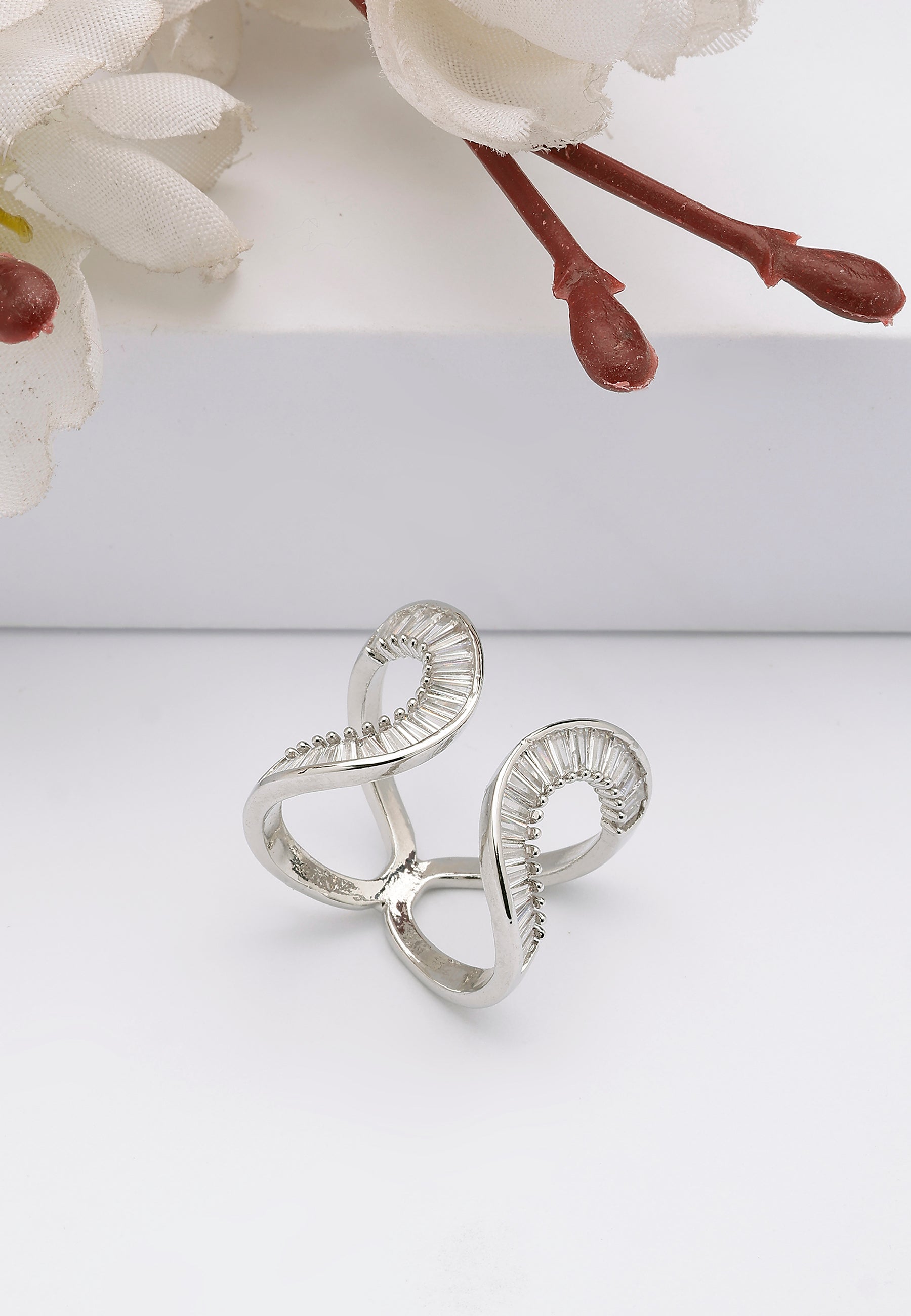 Silver Silver Crescent Glam ring - Free-Size, Image 2 of 5