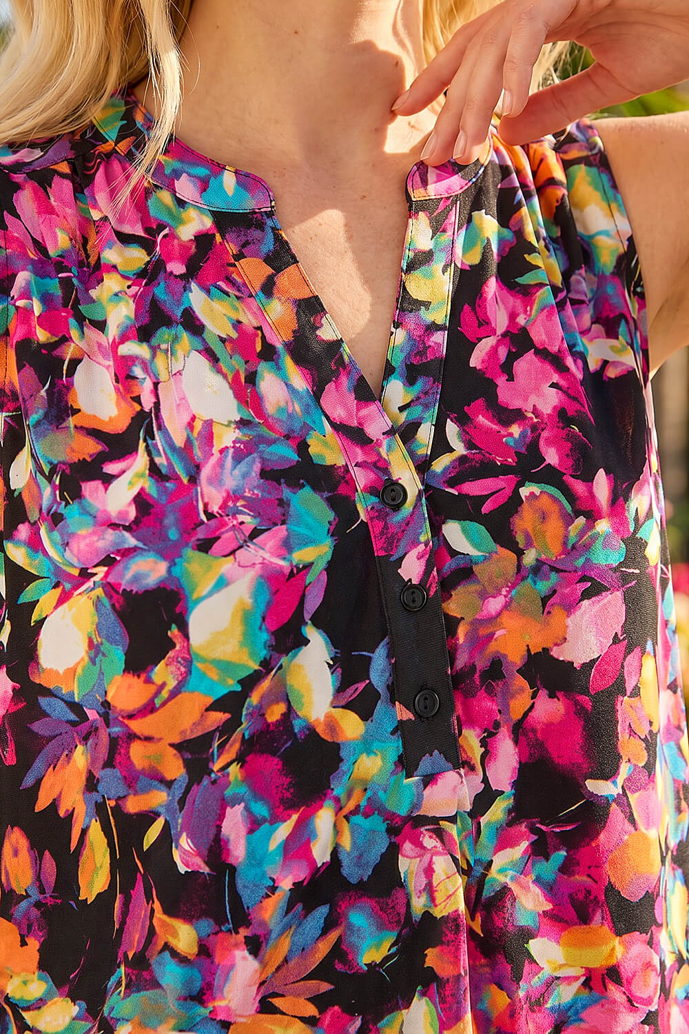 Black Abstract Print Stretch Vest Top, Image 5 of 4