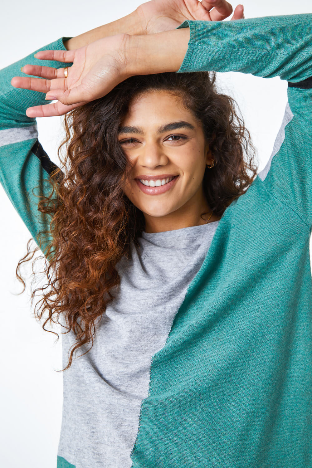 Green  Colour Block Round Neck Jumper, Image 6 of 5