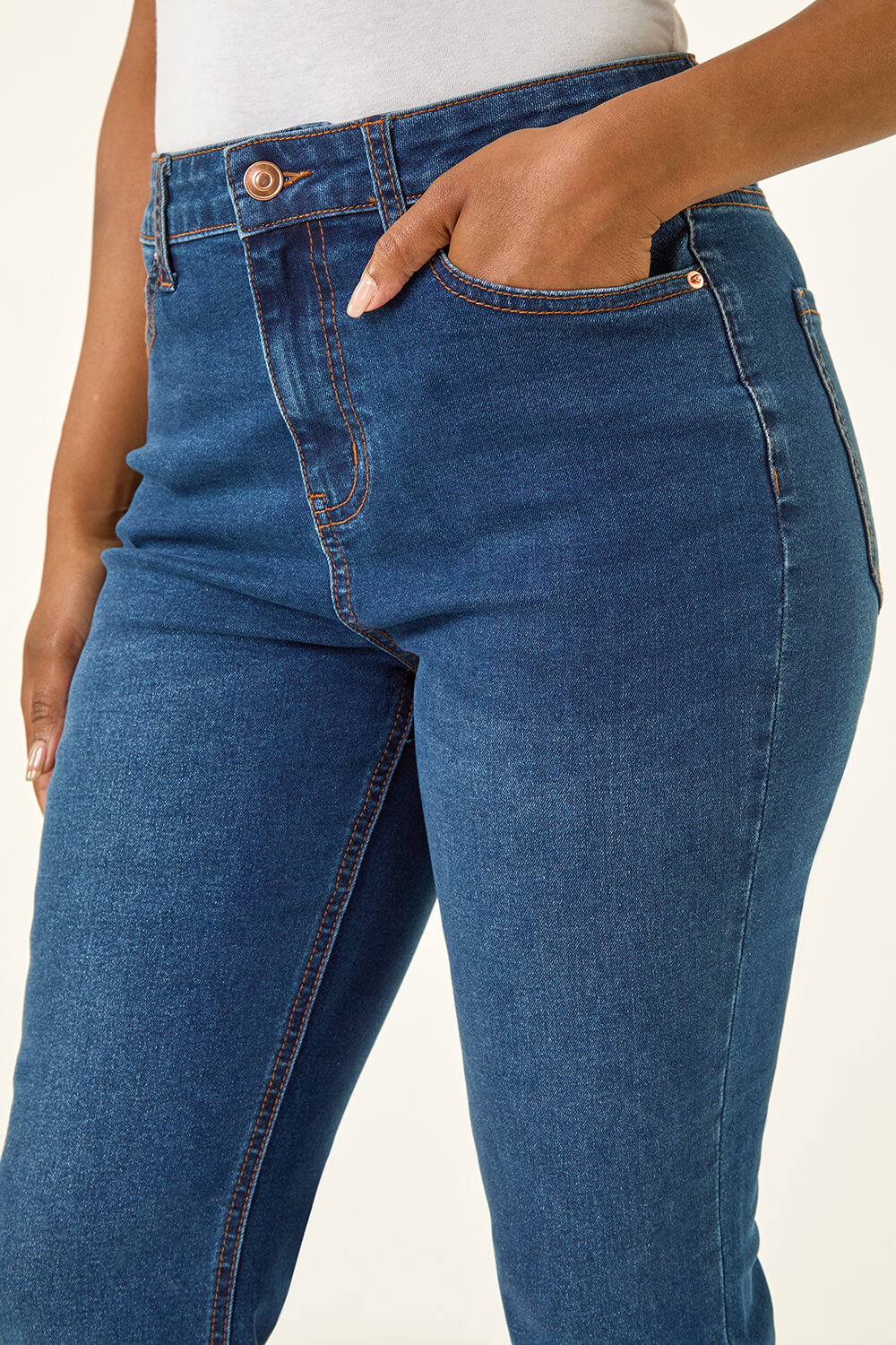 Indigo Petite Bootcut Stretch Jeans, Image 6 of 6