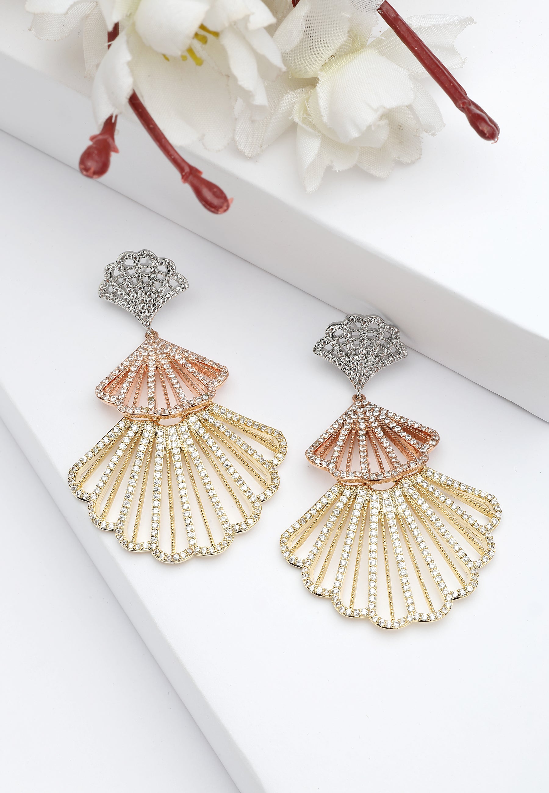 Gold Diva Shell-shaped Dangle Earrings, Image 2 of 5
