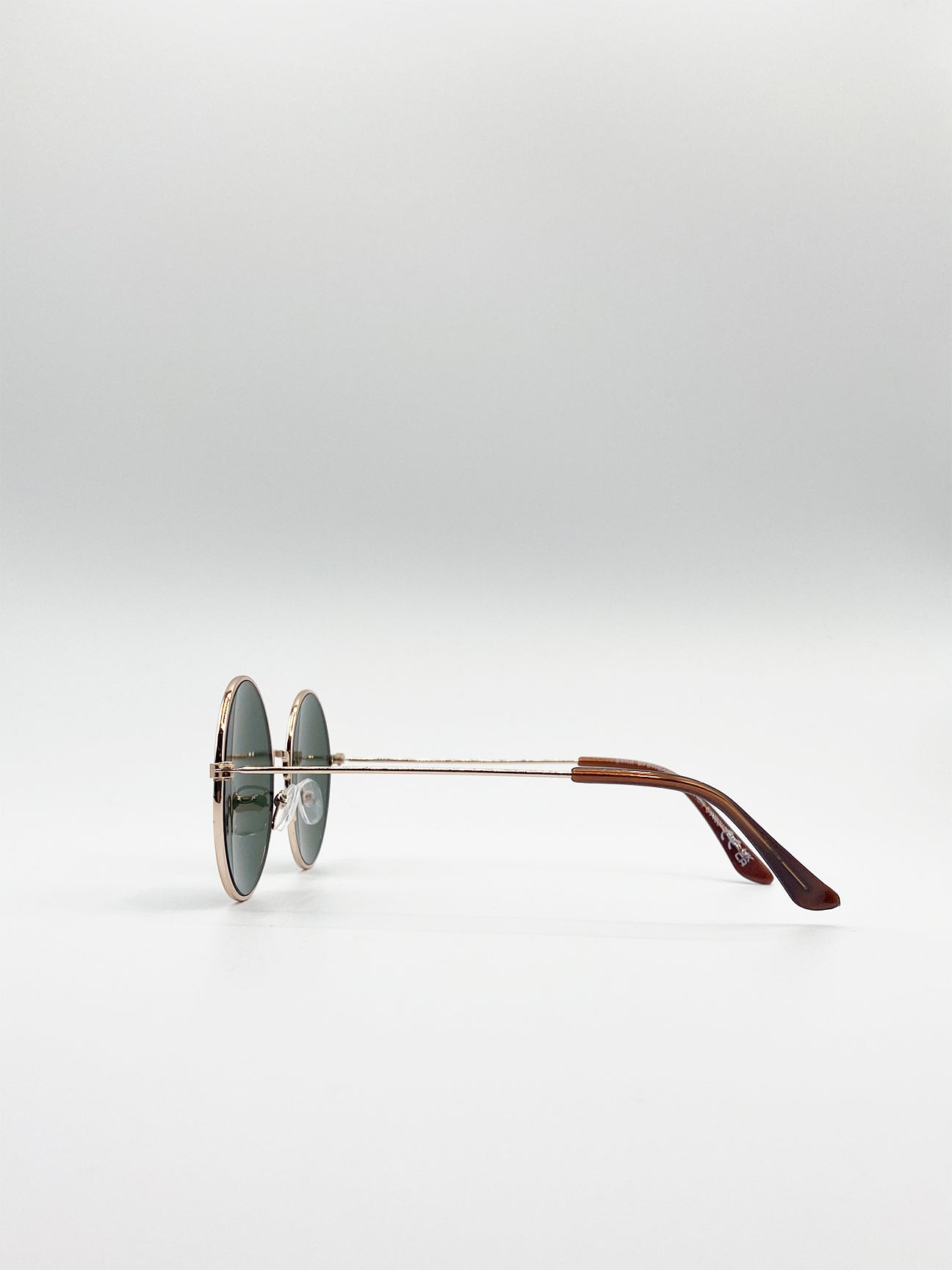 Green Classic Metal Round Sunglasses With Green Tinted Lenses, Image 4 of 4