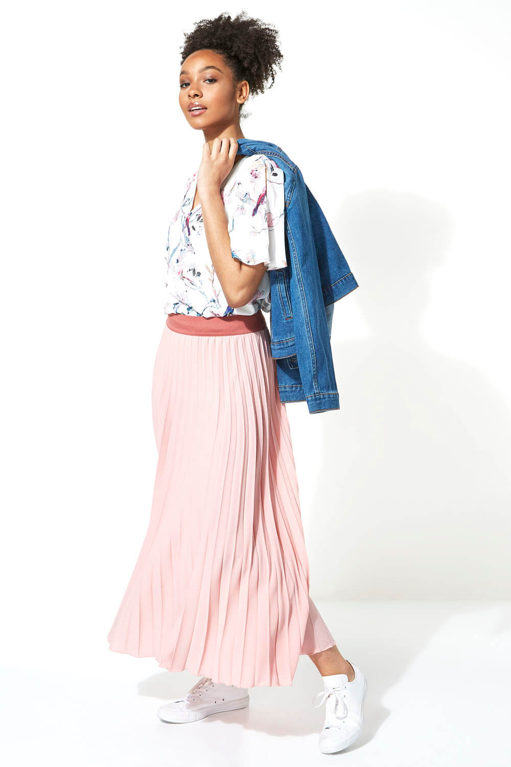 Light Pink Contrast Band Pleated Maxi Skirt, Image 5 of 5