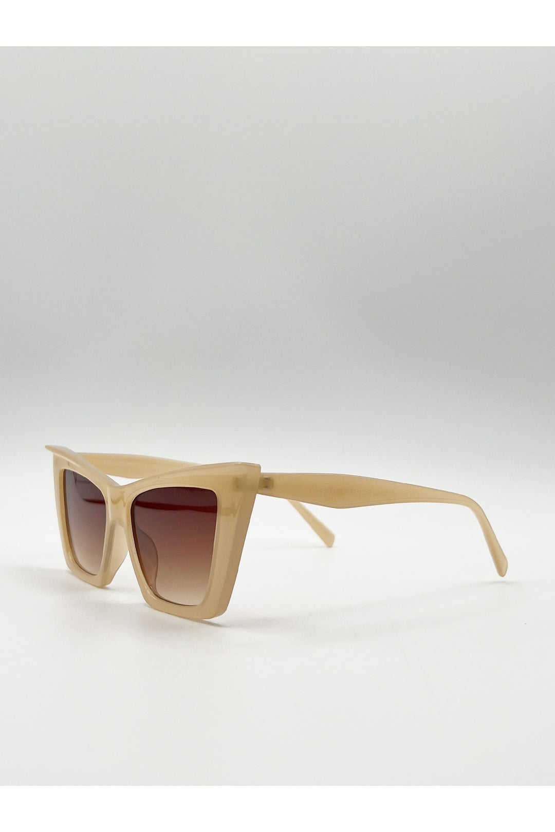 Brown Oversized Angular Cateye Sunglasses, Image 3 of 5