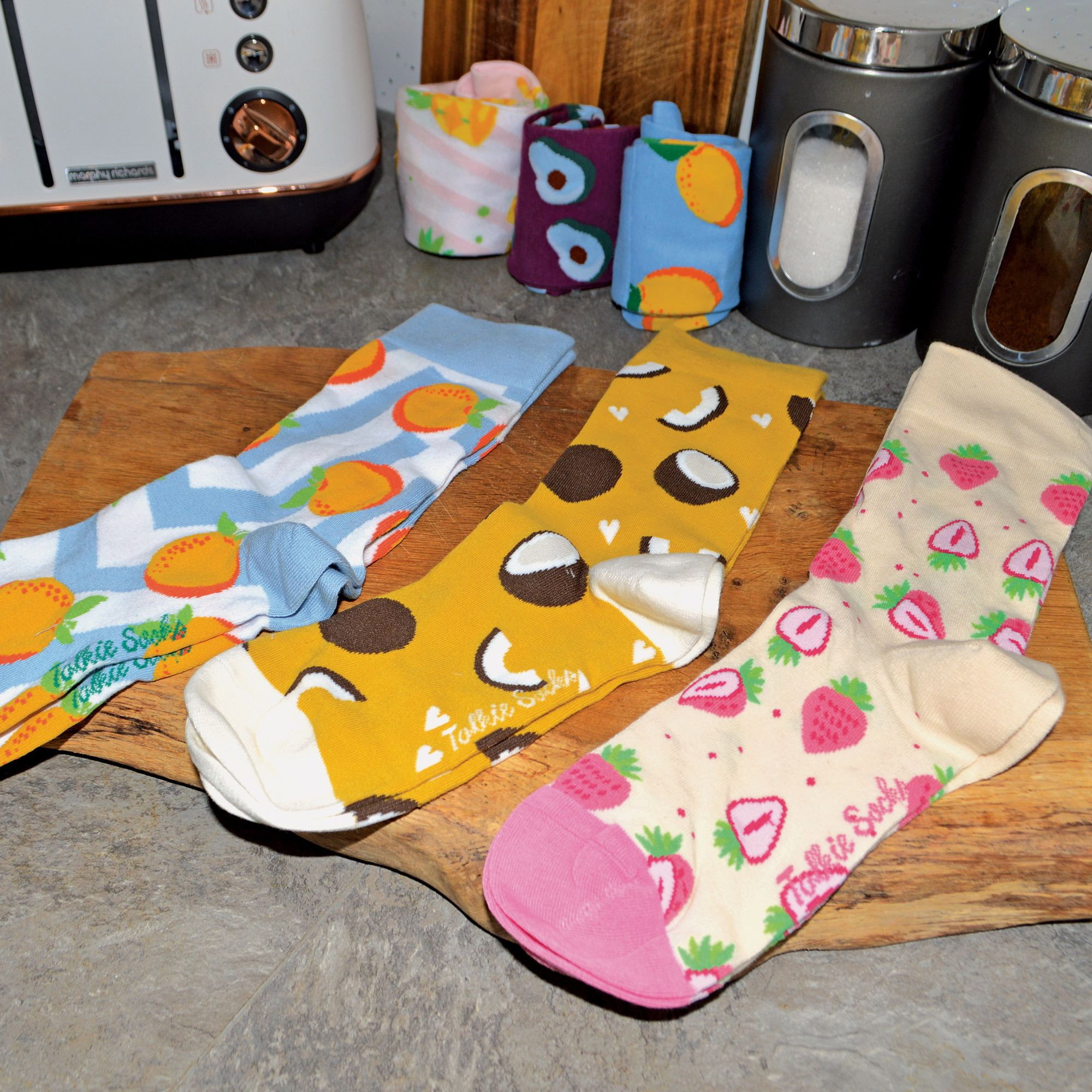 Burgundy 1 Pack Ladies Cotton Novelty Design Fruit Socks, Image 4 of 5