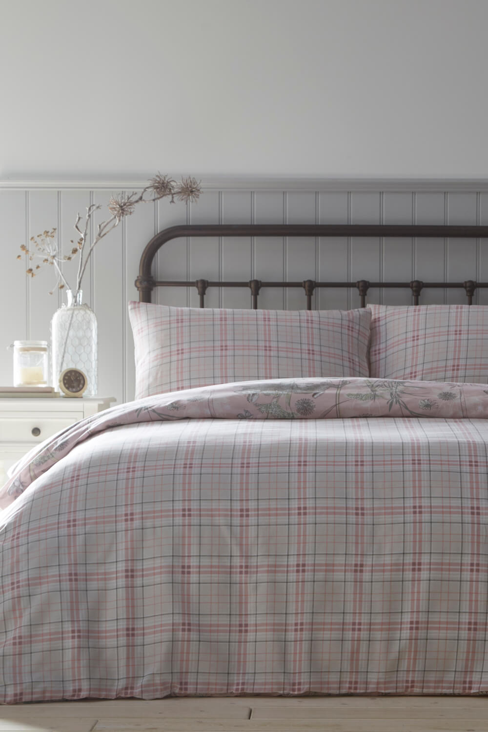 Light Pink King Size Rabbit Meadow Duvet Cover Set, Image 1 of 2
