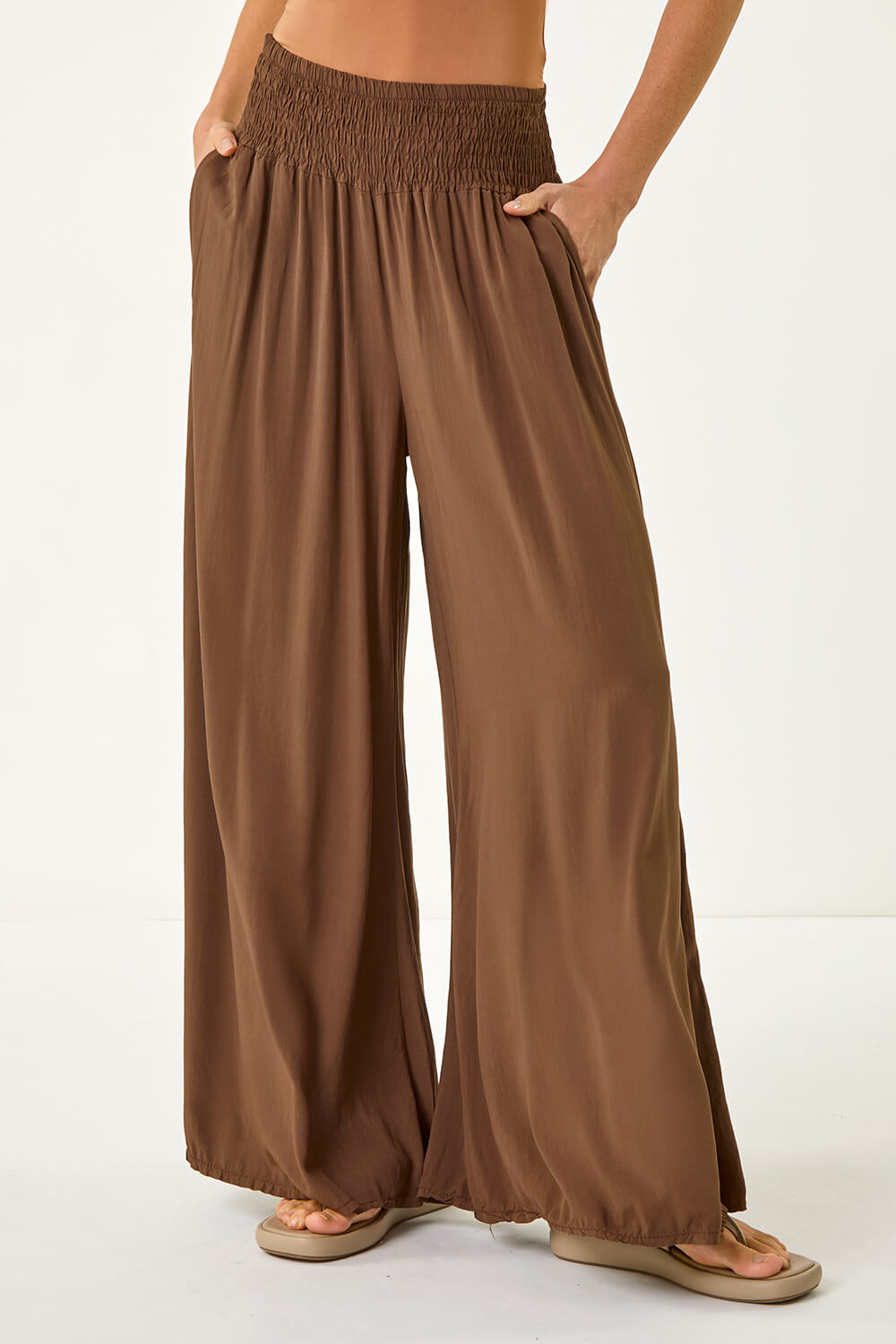 Chocolate Relaxed Ruched Wide Leg Trouser, Image 5 of 5