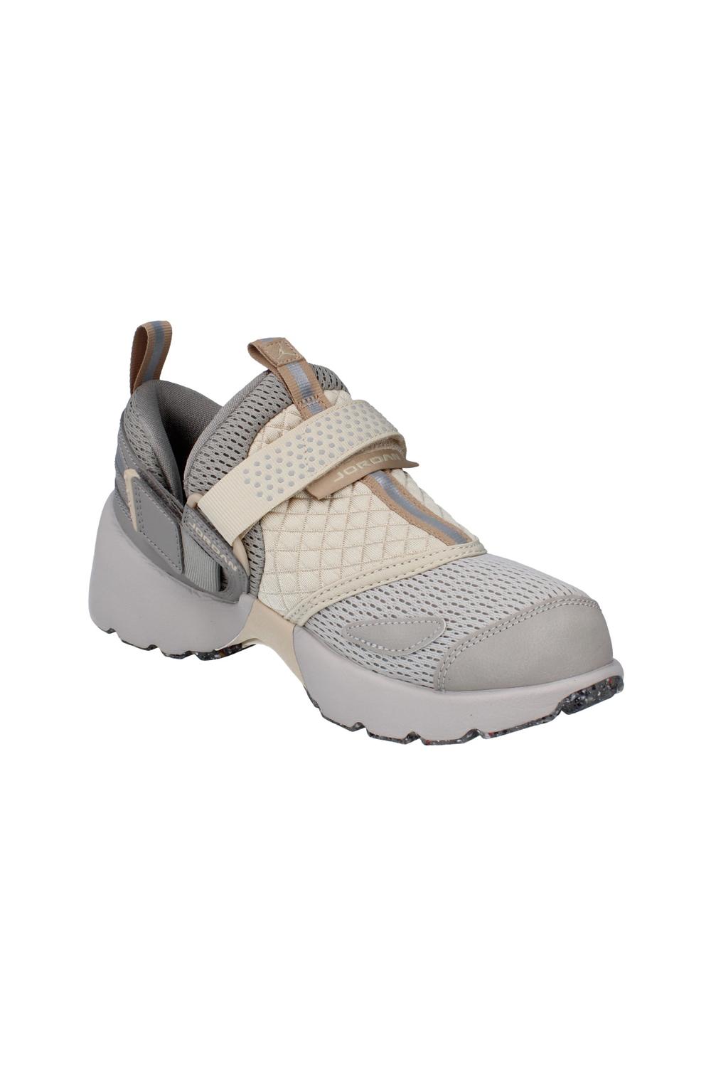 Beige Air Jordan Trunner LX MTR Trainers, Image 5 of 6