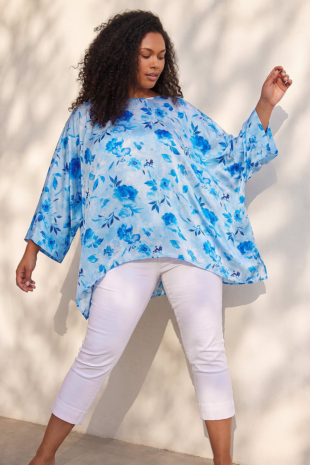 Roman Curve Women's Blue Floral Print Tunic Top Size 20