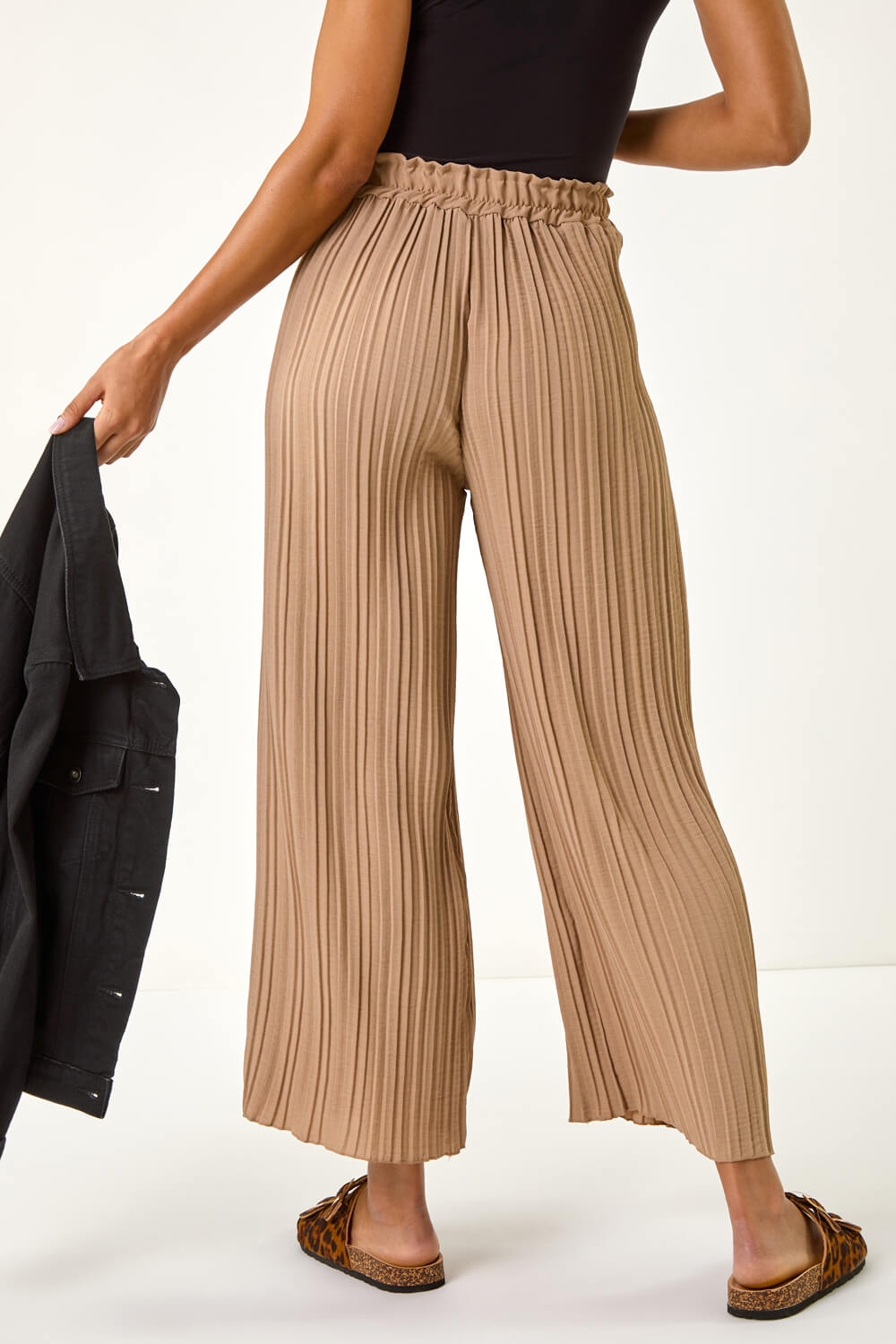 Natural Pleated Wide Leg Stretch Culottes, Image 4 of 5