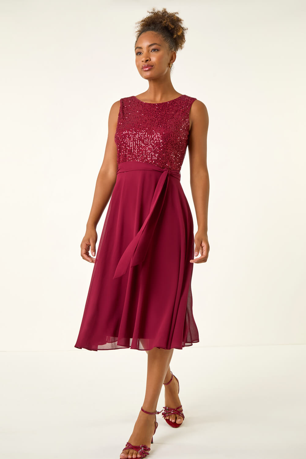 Bordeaux Sequin Bodice Betlted Chiffon Dress