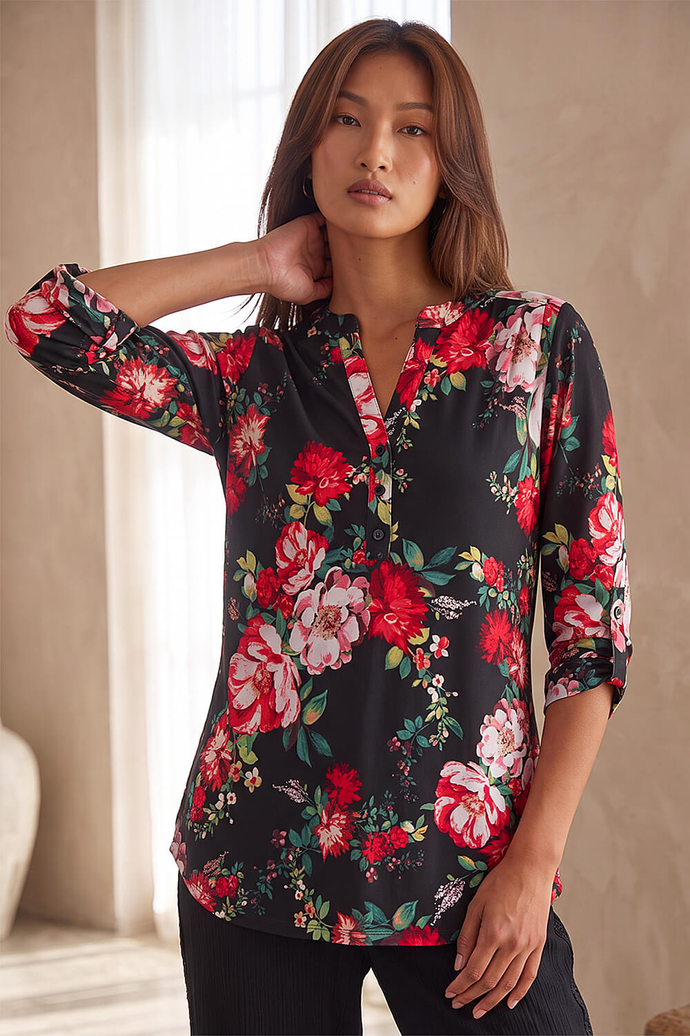 Roman Women's Red Floral Print Stretch Shirt Size 12