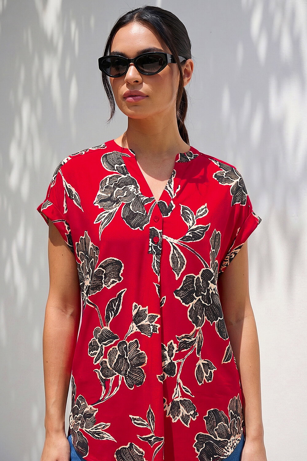Roman Women's Red Floral Puff Print Stretch Top Size 12