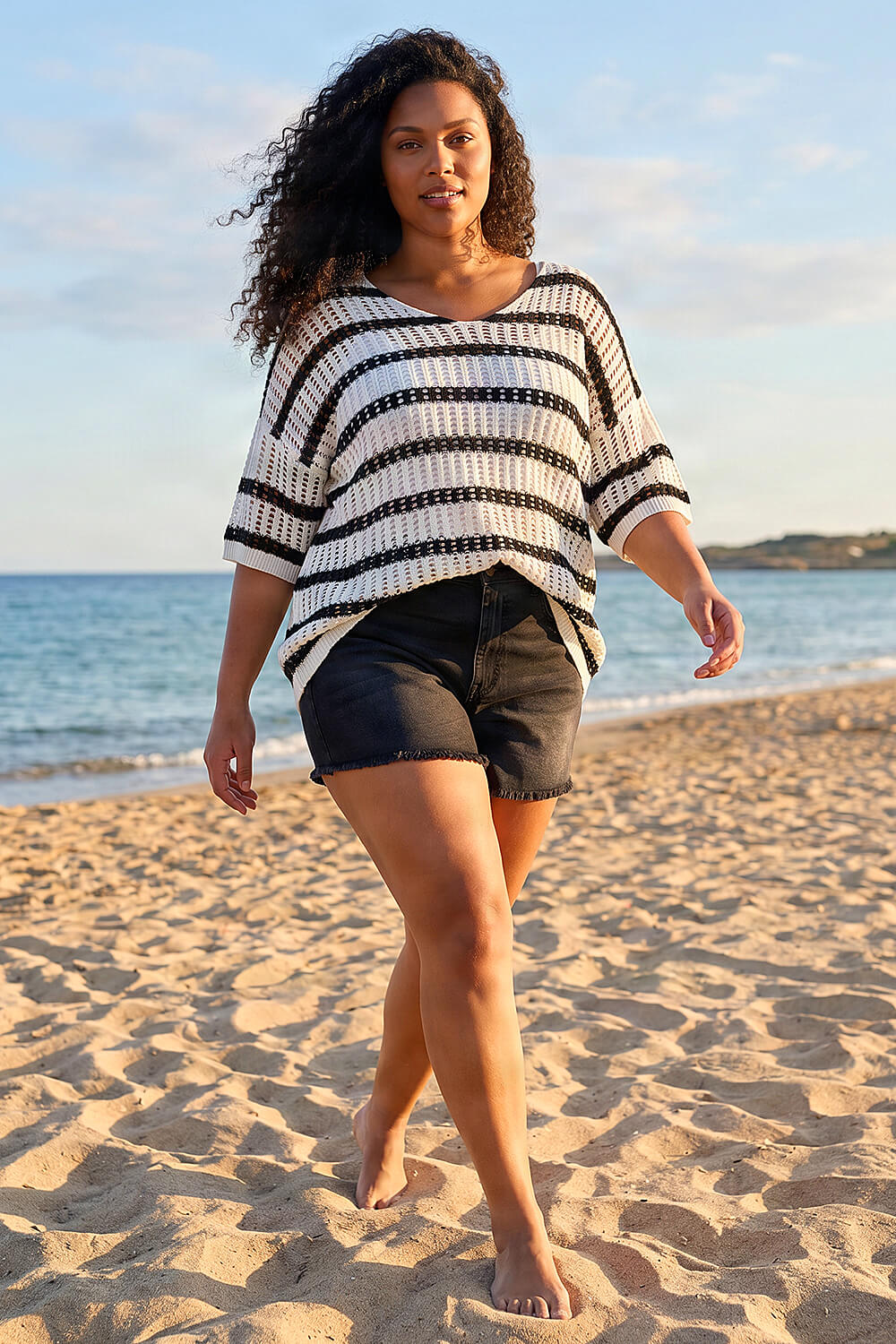 Black Curve Crochet Knitted Top , Image 4 of 4